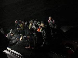 İ̇zmir’de 42 Göçmen Yakalandı, 38 Göçmen Kurtarıldı