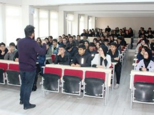 ’1 Yazar 1000 Öğrenci Buluşmaları’ Devam Ediyor