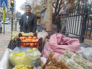 Yetiştirdiği Doğal Ürünler Geçim Kaynağı Oldu
