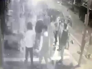 5 Kişinin Yaralandığı Silahlı Saldırı Anı Güvenlik Kamerasında