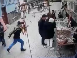 Üniversite Öğrencisine Bıçakla Saldıran Şüpheli, Psikiyatri Servisine Yatırıldı
