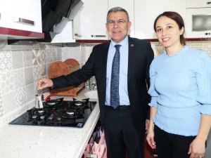 Köşk’te Doğalgaz Ateşi Yandı, İlk Kahveyi Başkan Güler Pişirdi