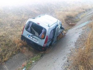 Gemerek’te Aynı Yerde 15 Dakika Arayla İki Kaza