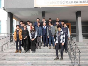 Genç Dostu Başkan, Öğrencilerle Buluştu