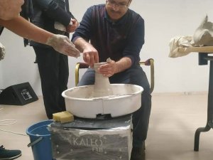 Gediz Bilim Sanat Merkezi Öğrencileri Çini Sanatının İnciliklerini Öğrendi