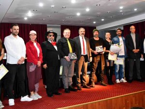 Söke’de “Kayıp Hayatlar” Sahnelendi