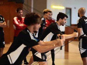 Beşiktaş Salonda Çalıştı