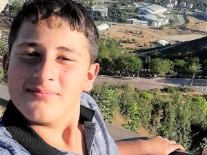 Kaza Yaralanan 13 Yaşındaki Kemal, 7 Gündür Yaşama Tutunmaya Çalışıyor