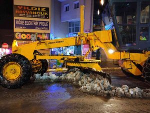 Ardahan Belediyesi’nden Karla Mücadele Seferberliği