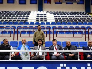 Adü’de ’Üniversiteler Arası Voleybol Bölgesel Lig Müsabakaları’ Açılış Töreni Gerçekleşti