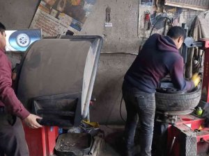 Bulanık’taki Oto Lastikçilerde Yoğunluk