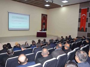 Besni’de Yks Ve Lgs Değerlendirme Toplantısı Yapıldı