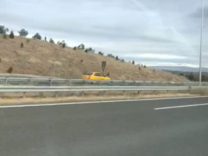 Çevre Yolunda Ters İstikamette Seyreden Taksi Şoförü Felakete Davetiye Çıkardı