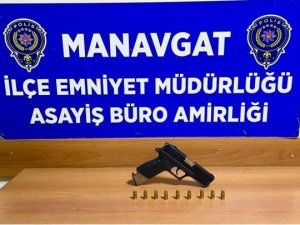 Antalya’da Aranan 122 Şahıstan 72’si Tutuklandı