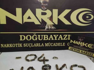 İ̇ran Uyruklu Şahsın Midesinden 55 Kapsül Afyon Sakızı Ele Geçirildi