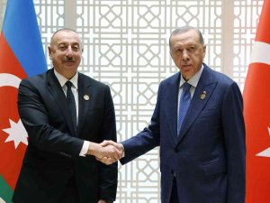 Cumhurbaşkanı Erdoğan, Azerbaycanlı Mevkidaşı Aliyev İle Görüştü