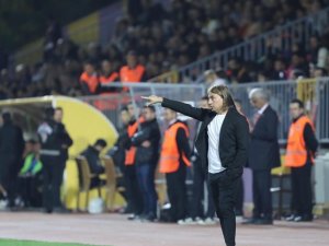 Altınordu, Ufuk Kahraman İle Yollarını Ayırdı