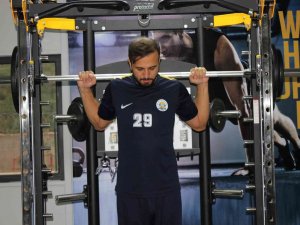 Emre Özden İlk Golünü Attı