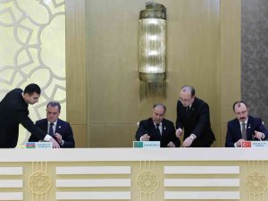 Türkiye, Türkmenistan Ve Azerbaycan Arasında 5 Anlaşma İmzalandı