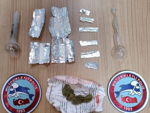 Kırklareli’nde Ruhsatsız Tabanca Ve Uyuşturucu Ele Geçirildi
