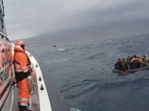Yunan Zulmü Kamerada... 66 Mülteciyi Böyle Ölüme Terk Ettiler