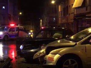 Alkollü Sürücünün Karıştığı Kazada 1 Kişi Yaralandı