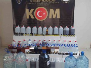 Niğde’de 182 Litre Sahte Alkol Yakalandı: 3 Gözaltı