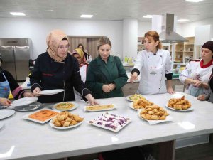 Gölbaşı Belediyesi’nin Ücretsiz Kurslarında Eğitim Devam Ediyor