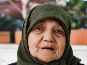 Cumhurbaşkanı Erdoğan İle Telefonda Görüştürülen Zülfiye Teyze Erdoğan’ı Evinde Ağırlamak İstiyor