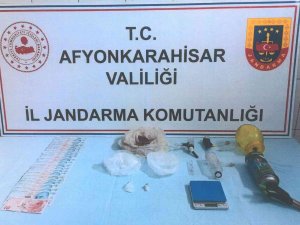 Uyuşturucu Operasyonunda Yakalanan 3 Kişiden Biri Tutuklandı