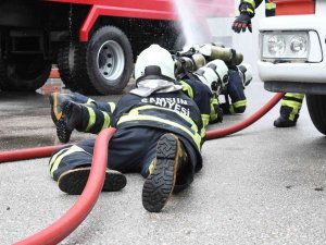 6 Bin 860 Olaya Müdahale Etti, 1005 Vatandaşı Ve 1119 Hayvanı Kurtardı