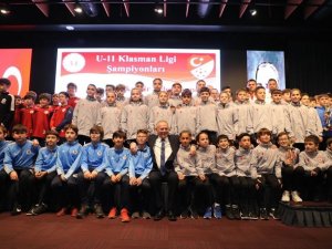 Samsun’da Amatör Spora 2 Milyon 250 Bin Tl’lik Nakdi Destek