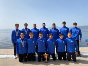 Sakarya Büyükşehir Kano Sporcuları Milli Takım Yolunda