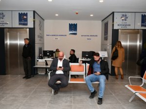 Kuşadası Belediyesi, Yeni Hizmet Binasına Kavuştu