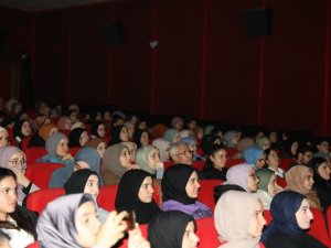 Başkan Güder, Öğrencilerle Sinema Etkinliğinde