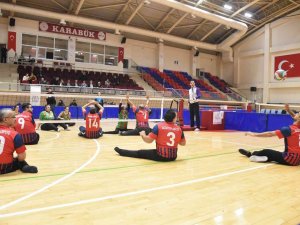 Oturarak Voleybol 1.lig 1.etap Müsabakaları Karabük’te Başladı