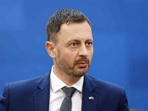 Slovakya’da Güvenoyu Alamayan Hükümet Düştü