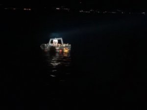 Kuşadası Açıklarında 9 Düzensiz Göçmen Kurtarıldı