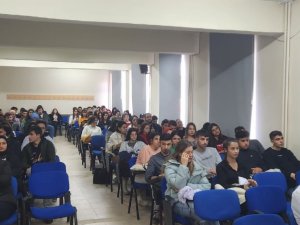 Üniversite Ve İlkokul Öğrenci Velilerine Yönelik Uyuşturucu İle Mücadele Semineri