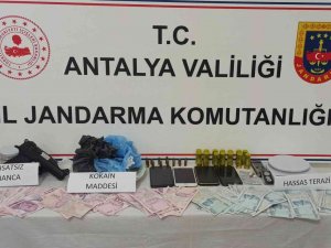 Alanya’da Uyuşturucu Operasyonu: 7 Gözaltı