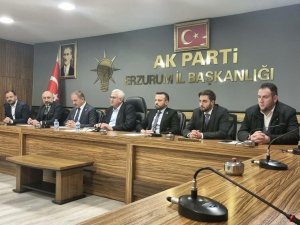 Ak Gençlik Erzurum Uluslararası İ̇ş Birliği İle Sözde Ermeni Meselesi Ele Aldı