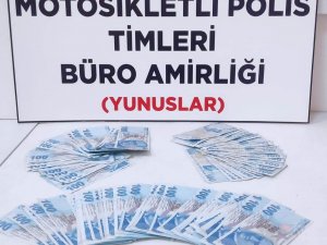 Kütahya’da Bir Araçta Sahte Para Ele Geçirildi