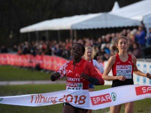 Türk Atletizmi İçin Parlak Bir Yıl