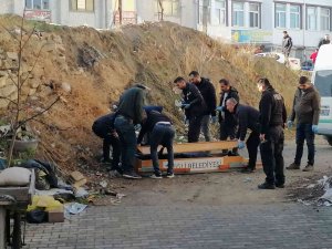 Konya’da 1 Kişi Yol Kenarında Ölü Olarak Bulundu