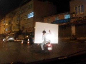 Motosikletle Tehlikeli Yolculuk