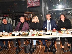 Başkan Çetin: "Yerel Yönetimler Muhtarlara Destek Olmalı"