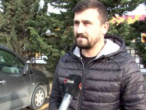 150 Bin Euro Havaya Saçılınca İnsanlar Paraları Alıp Kaçtı, O Anlar Kameraya Yansıdı