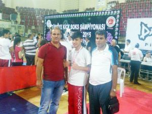 Kick Boks’ta Türkiye Şampiyonluğu