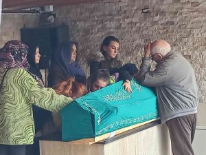 Feci Kazada Hayatını Kaybeden Genç Kızlara Acı Veda
