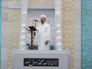 Diyanet İ̇şleri Başkanı Erbaş: "Her Türlü İhmal Ve İstismara Karşı Hep Birlikte Mücadele Edelim"